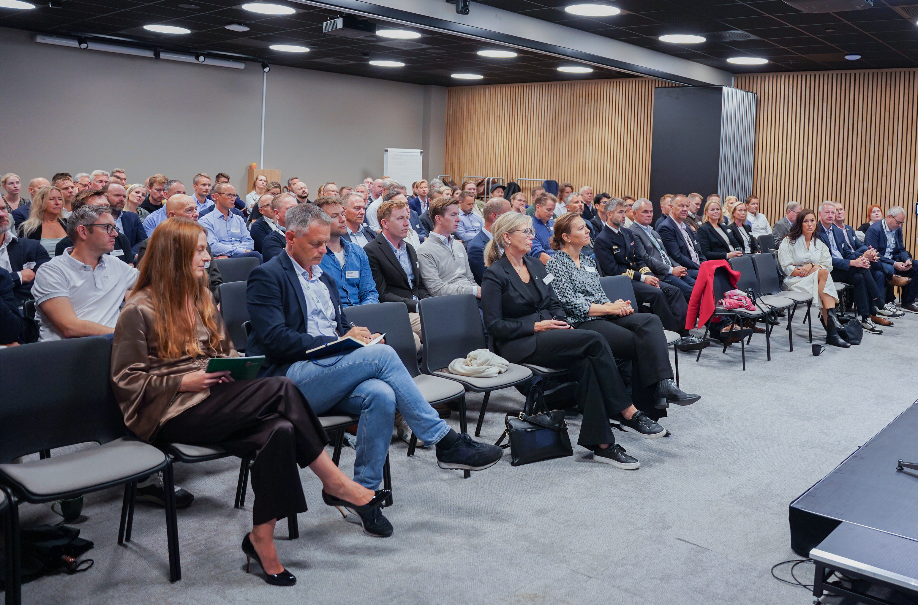 Godt oppmøte på Agder Defence Industry Dialogue (Foto: Næringsforeningen) Godt oppmøte på Agder Defence Industry Dialogue (Foto: Næringsforeningen)